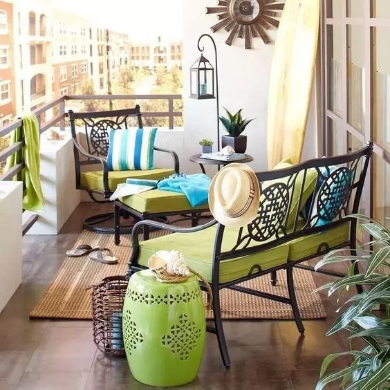 别墅阳台设计作品-一缕阳光、一杯茶、一些点心，实在美极了|华创易家装饰
